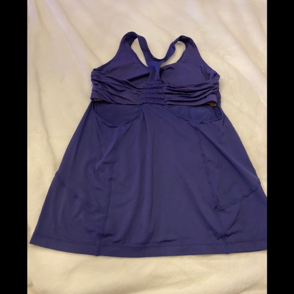 Lululemon purple top‎